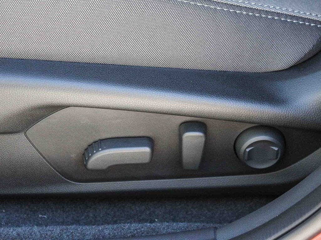 2025 Subaru Crosstrek Premium photo 17