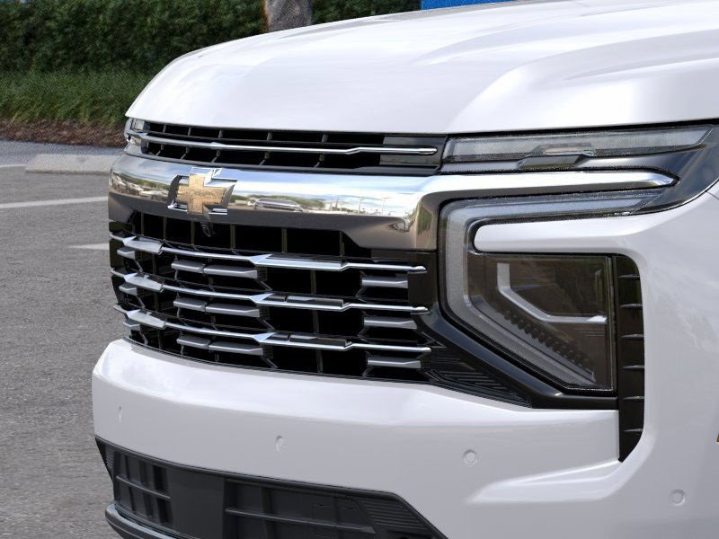 2025 Chevrolet Suburban Premier photo 12