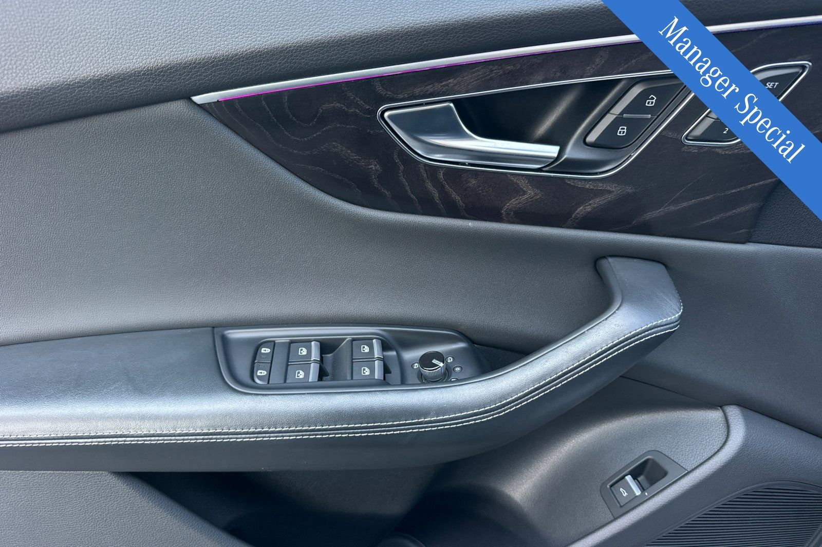 2022 Audi Q8 55 Prestige photo 20
