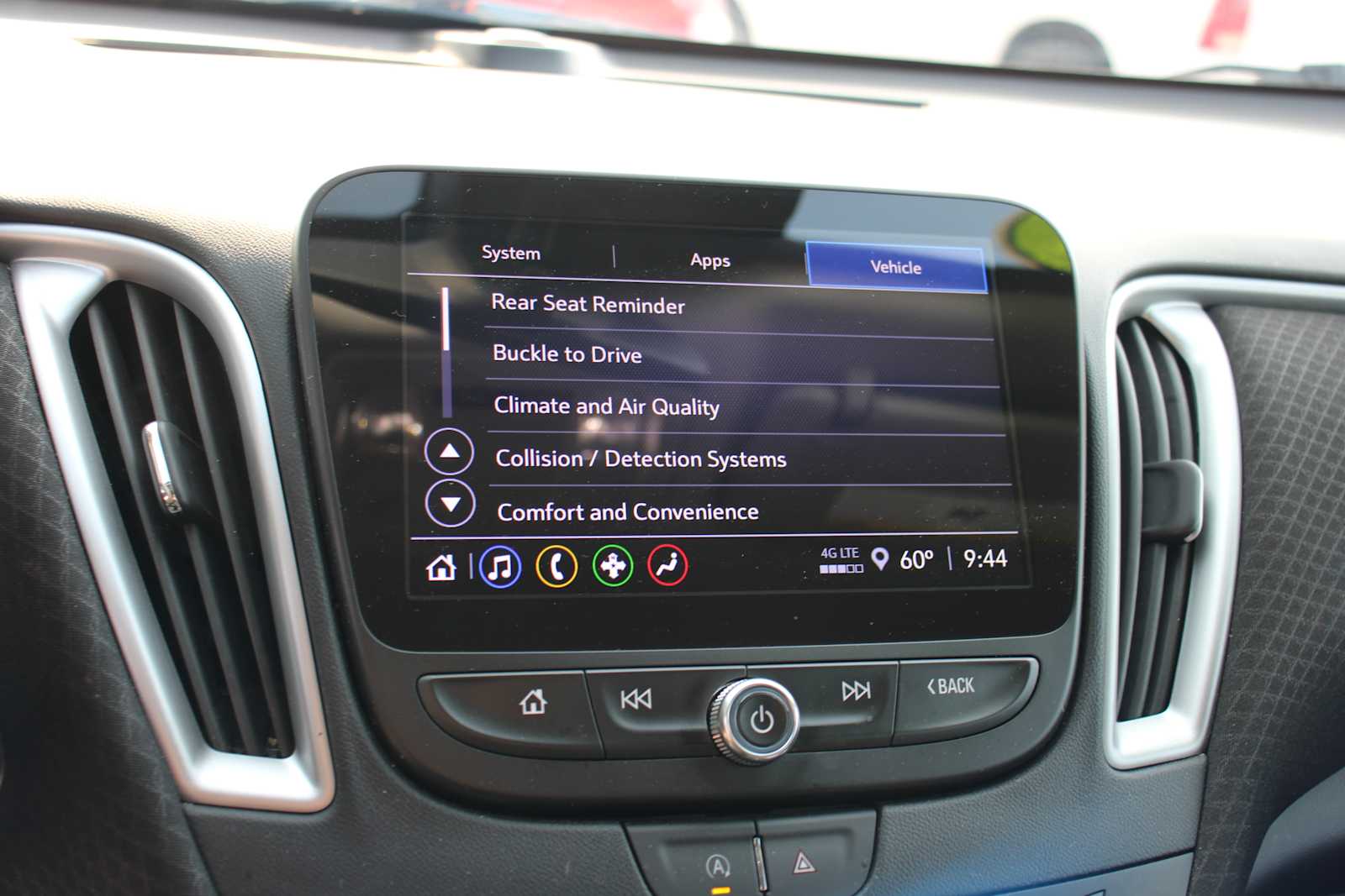 2024 Chevrolet Malibu 1LT photo 24