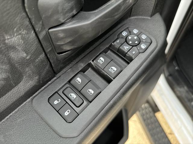 2025 Ram 2500 Tradesman photo 7
