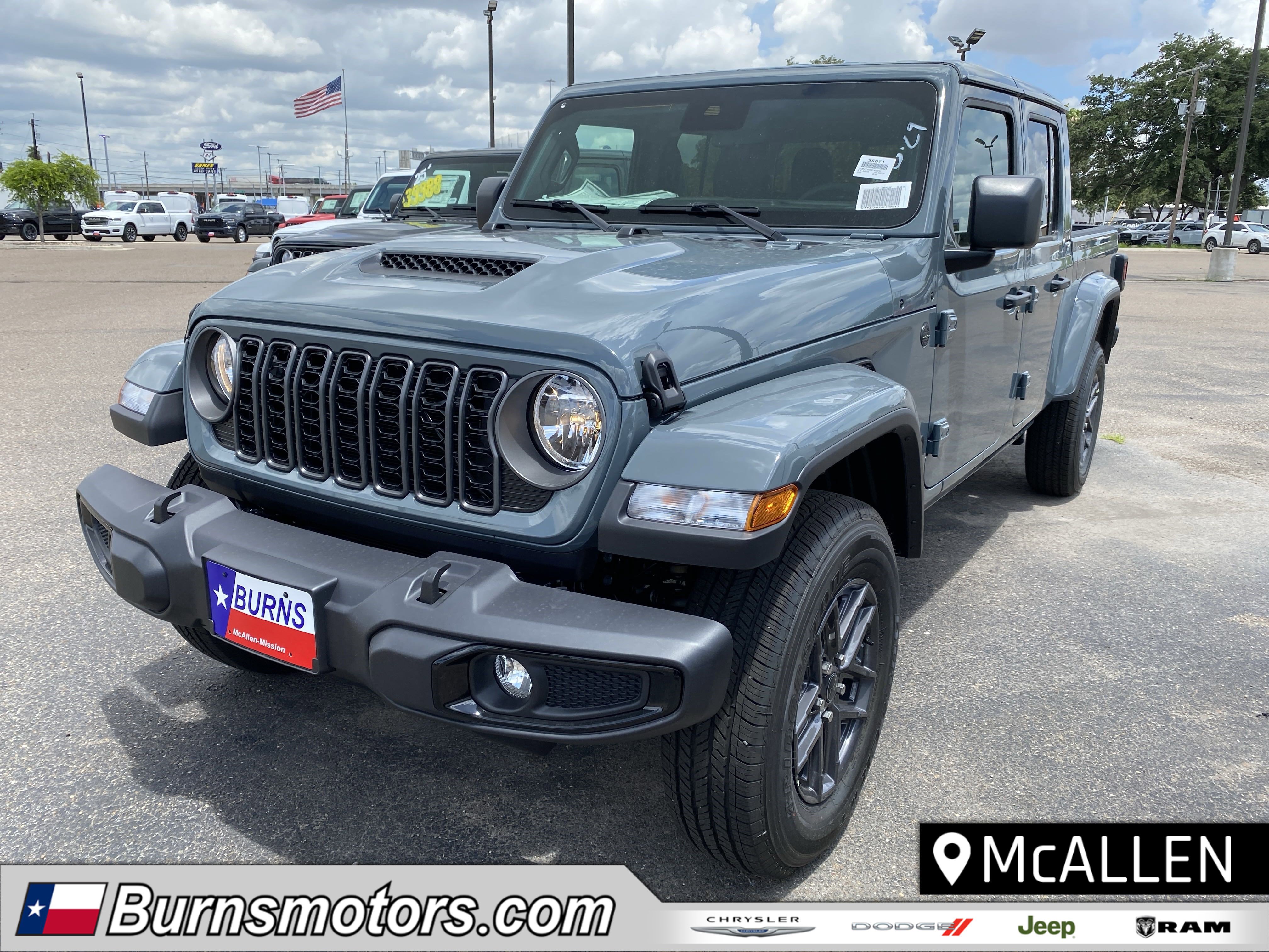 New 2025 Jeep Gladiator Sport S Dark Sky Crew Cab in McAllen