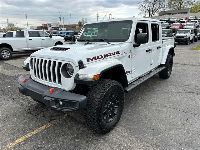 Used 2021 Jeep Gladiator Mojave with VIN 1C6JJTEG4ML519539 for sale in Kansas City