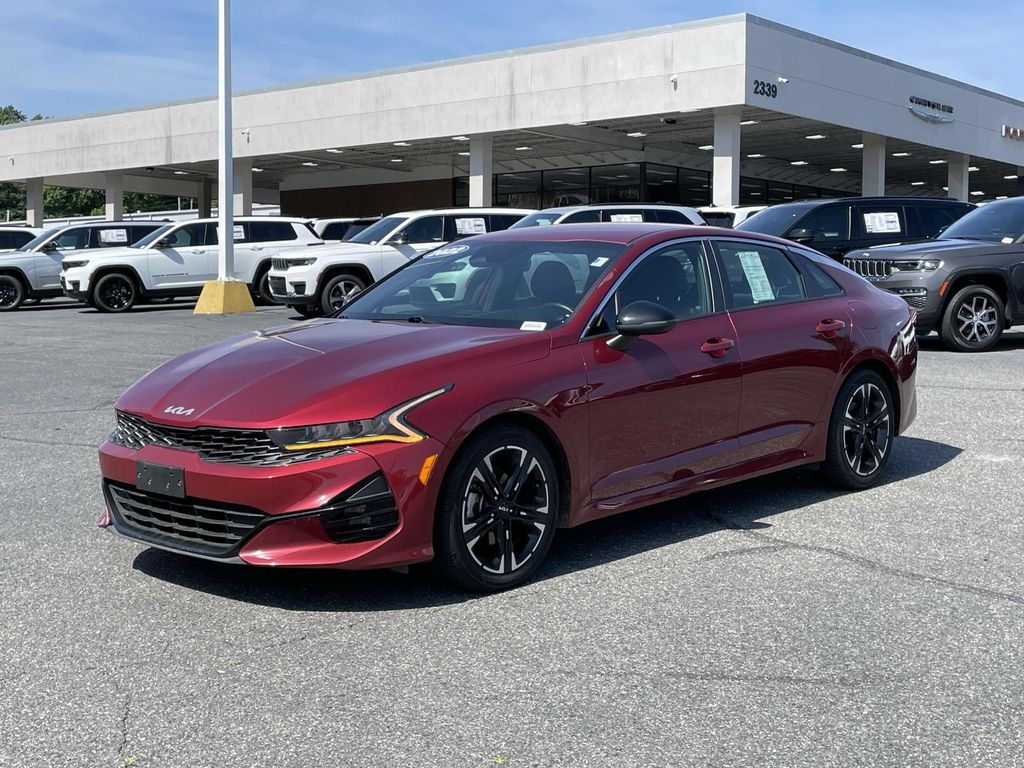 2022 Kia K5 GT-Line photo 3