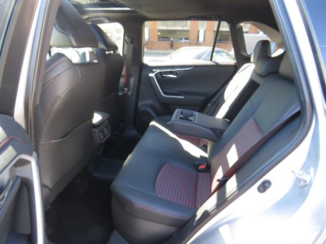 2023 Toyota RAV4 Prime XSE photo 21
