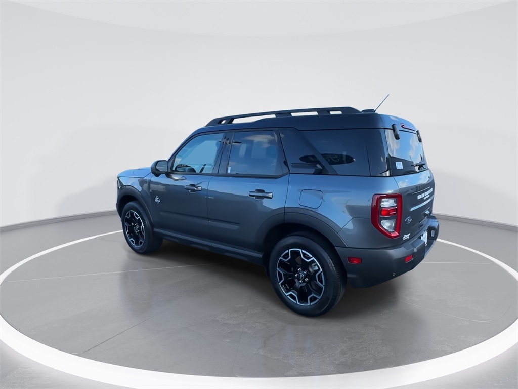 2025 Ford Bronco Sport Outer Banks photo 4