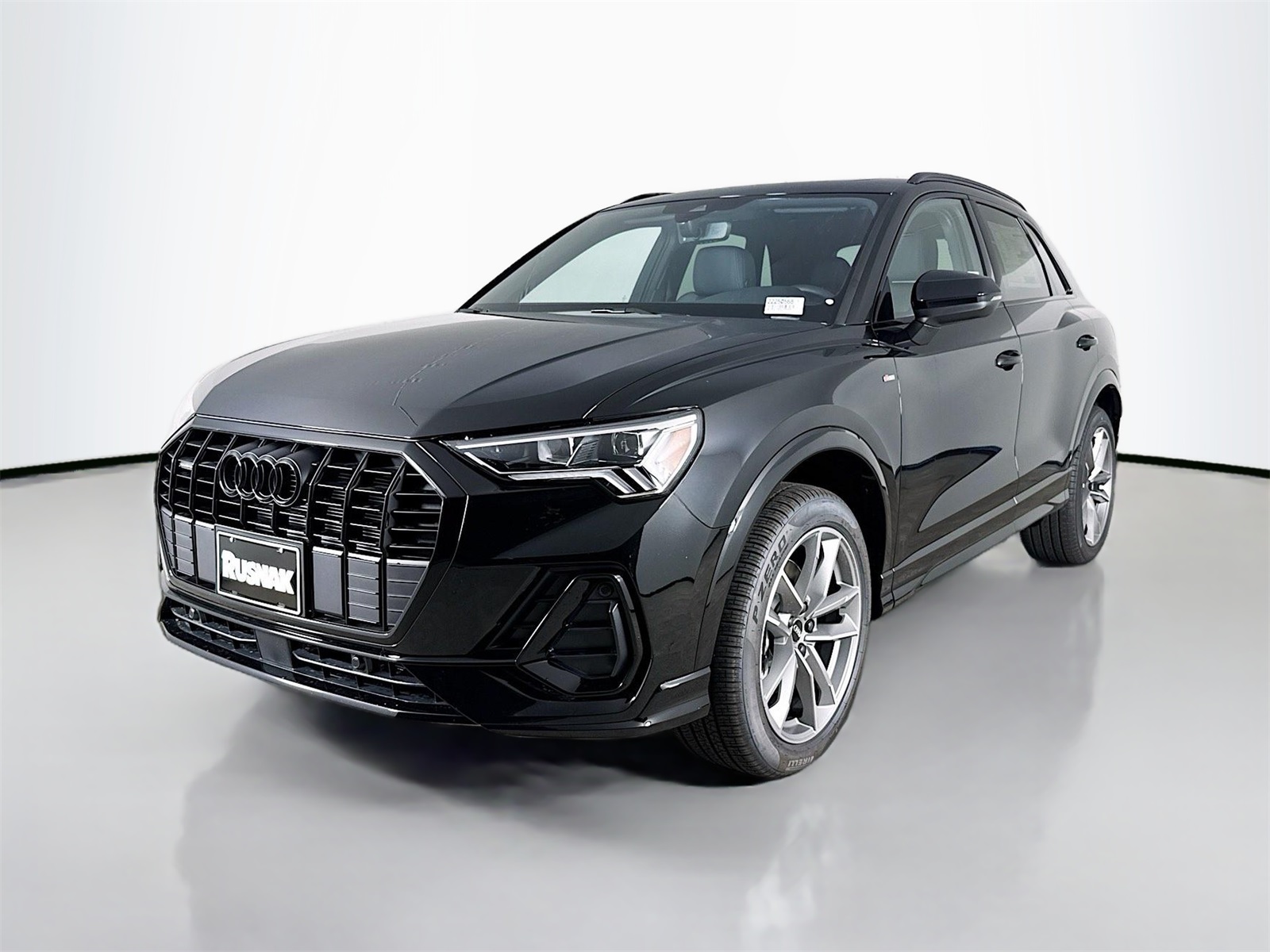 2025 Audi Q3 S line Premium photo 3