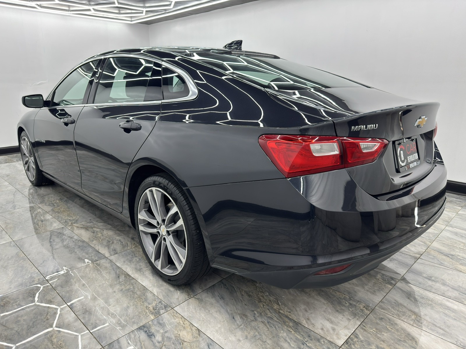 2023 Chevrolet Malibu 1LT photo 4