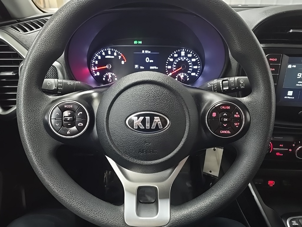 2021 Kia Soul LX photo 18