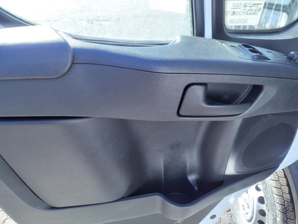 2025 Ram ProMaster 2500 photo 3
