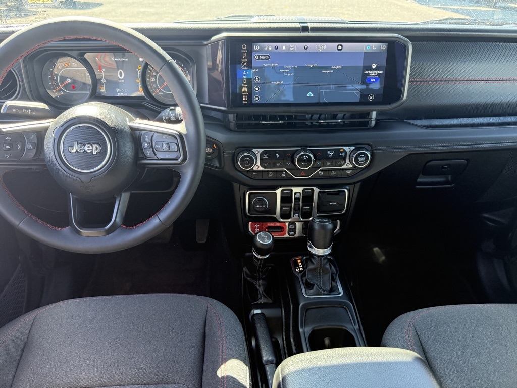 2024 Jeep Wrangler Rubicon photo 18