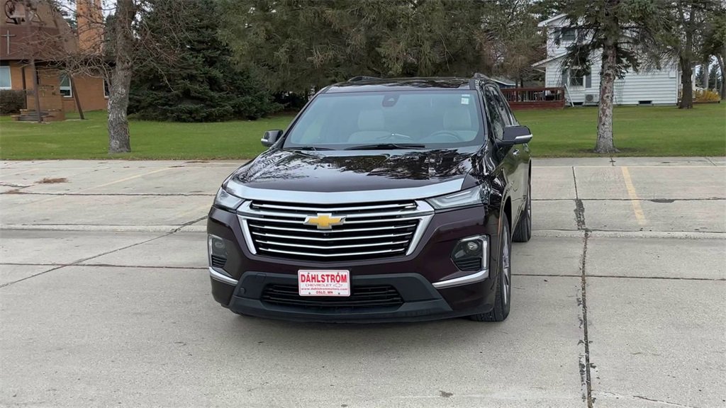 2023 Chevrolet Traverse Premier photo 2