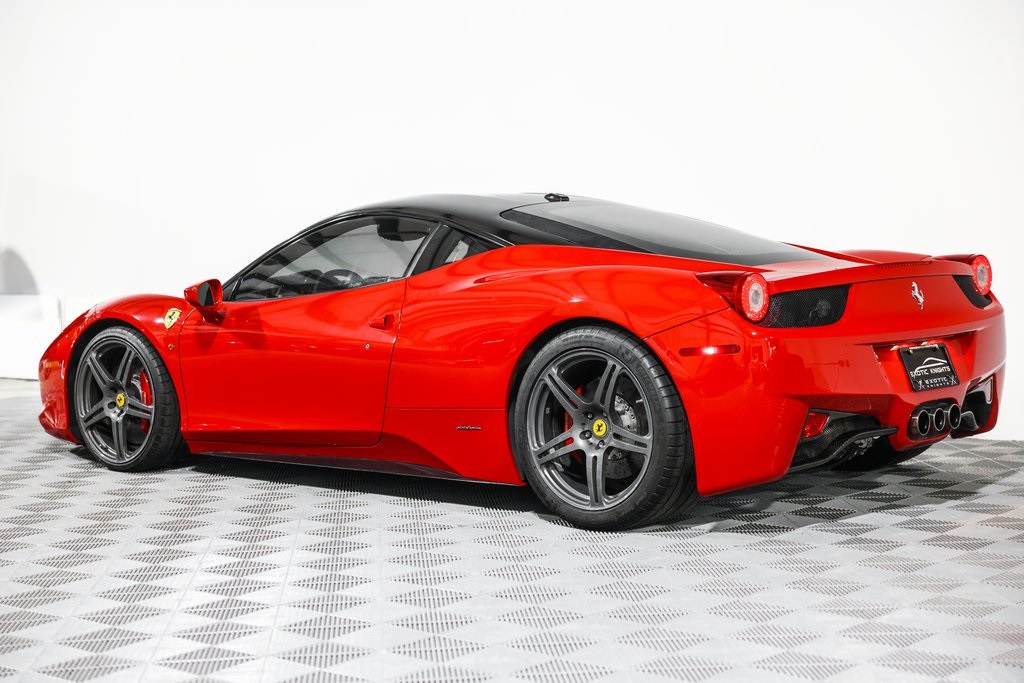 2010 Ferrari 458 Italia Base photo 14