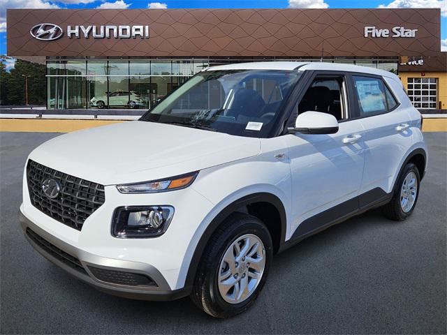 2026 Hyundai Venue SE photo 3