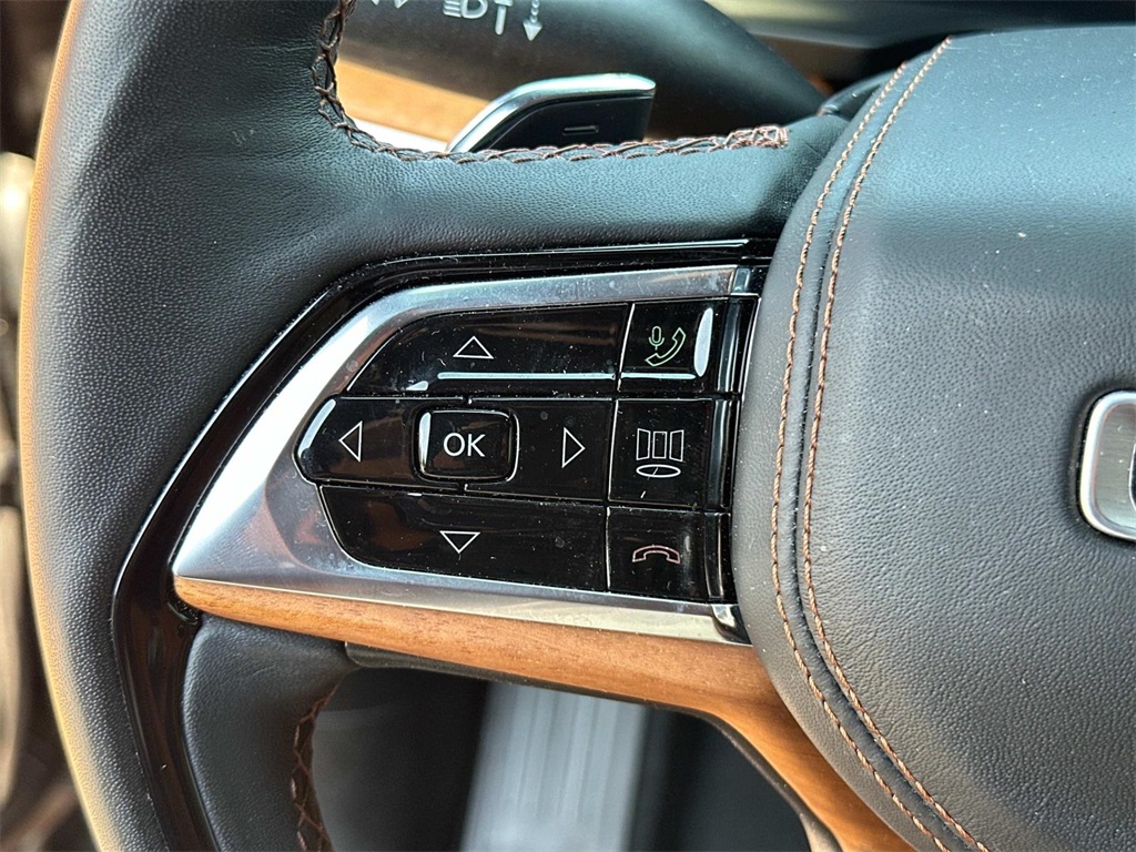 2023 Jeep Grand Cherokee L Summit photo 21