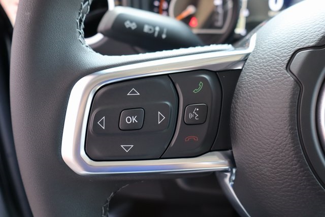 2025 Jeep Wrangler Sahara photo 16
