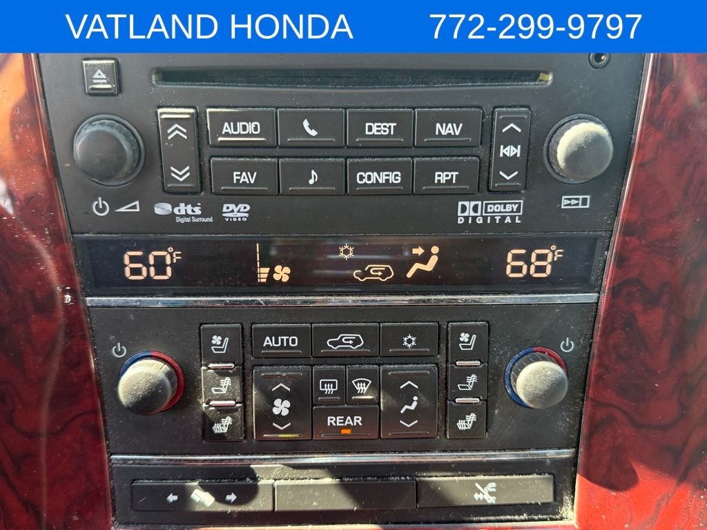 2012 Cadillac Escalade Premium photo 19