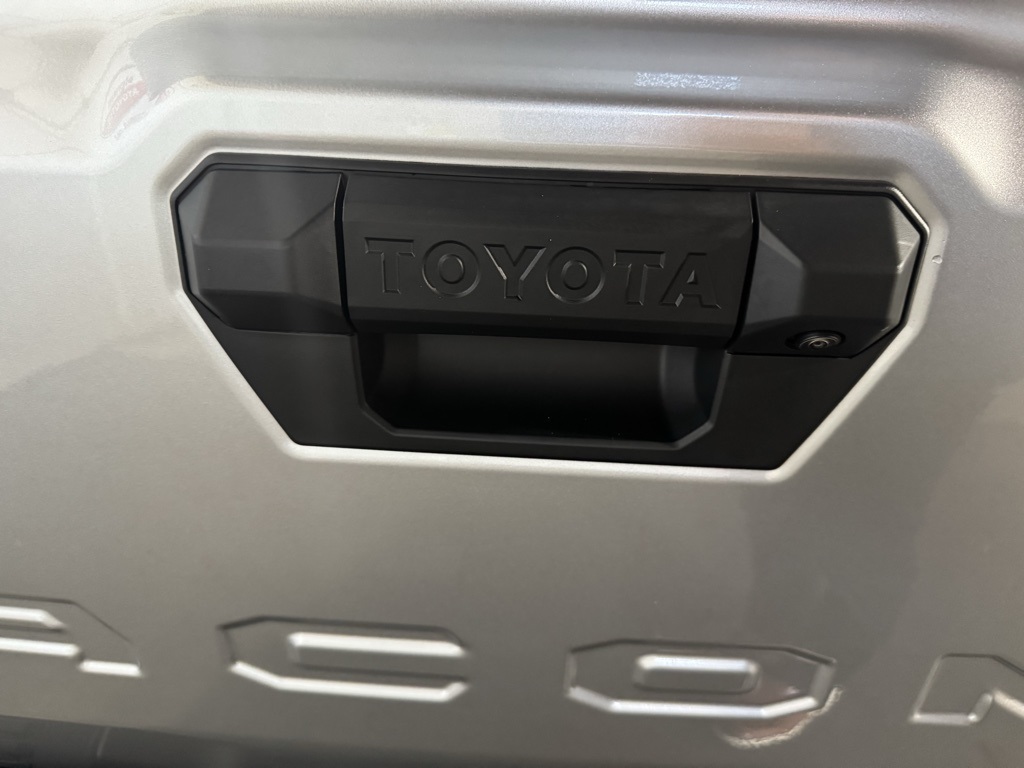 2025 Toyota Tacoma photo 14