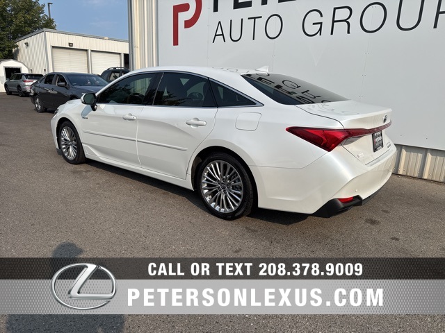 2019 Toyota Avalon Hybrid Limited photo 6
