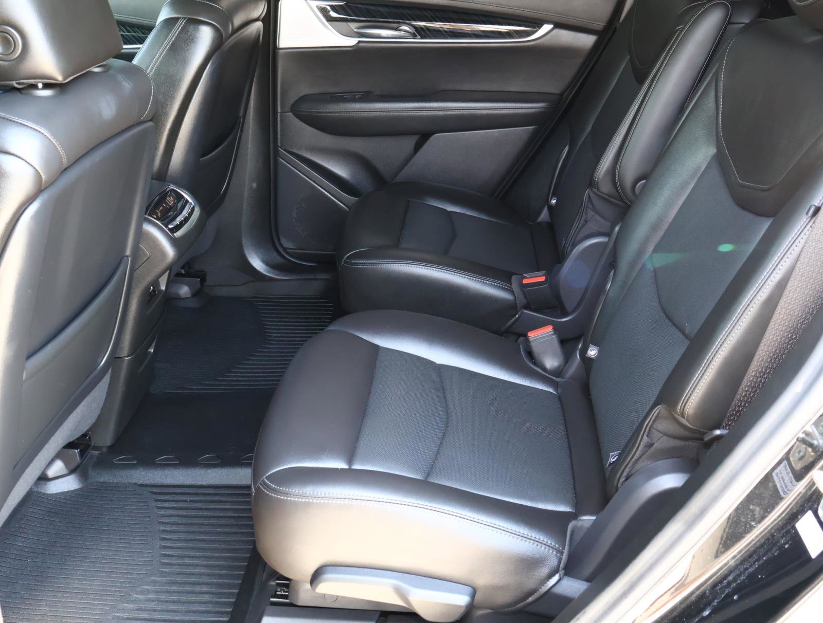 2023 Cadillac XT6 Premium Luxury photo 25