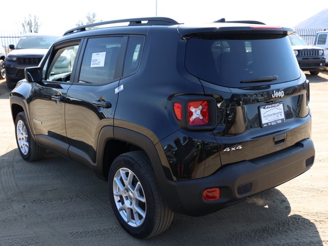 2023 Jeep Renegade Latitude photo 6