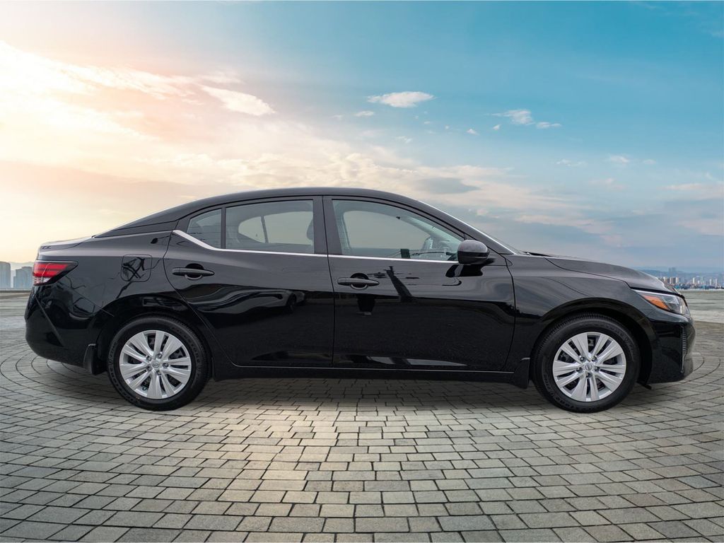 2025 Nissan Sentra S photo 2