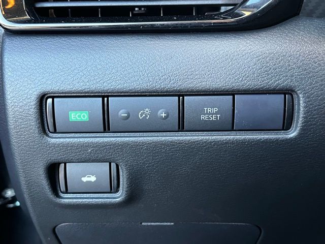 2024 Nissan Sentra SR photo 10