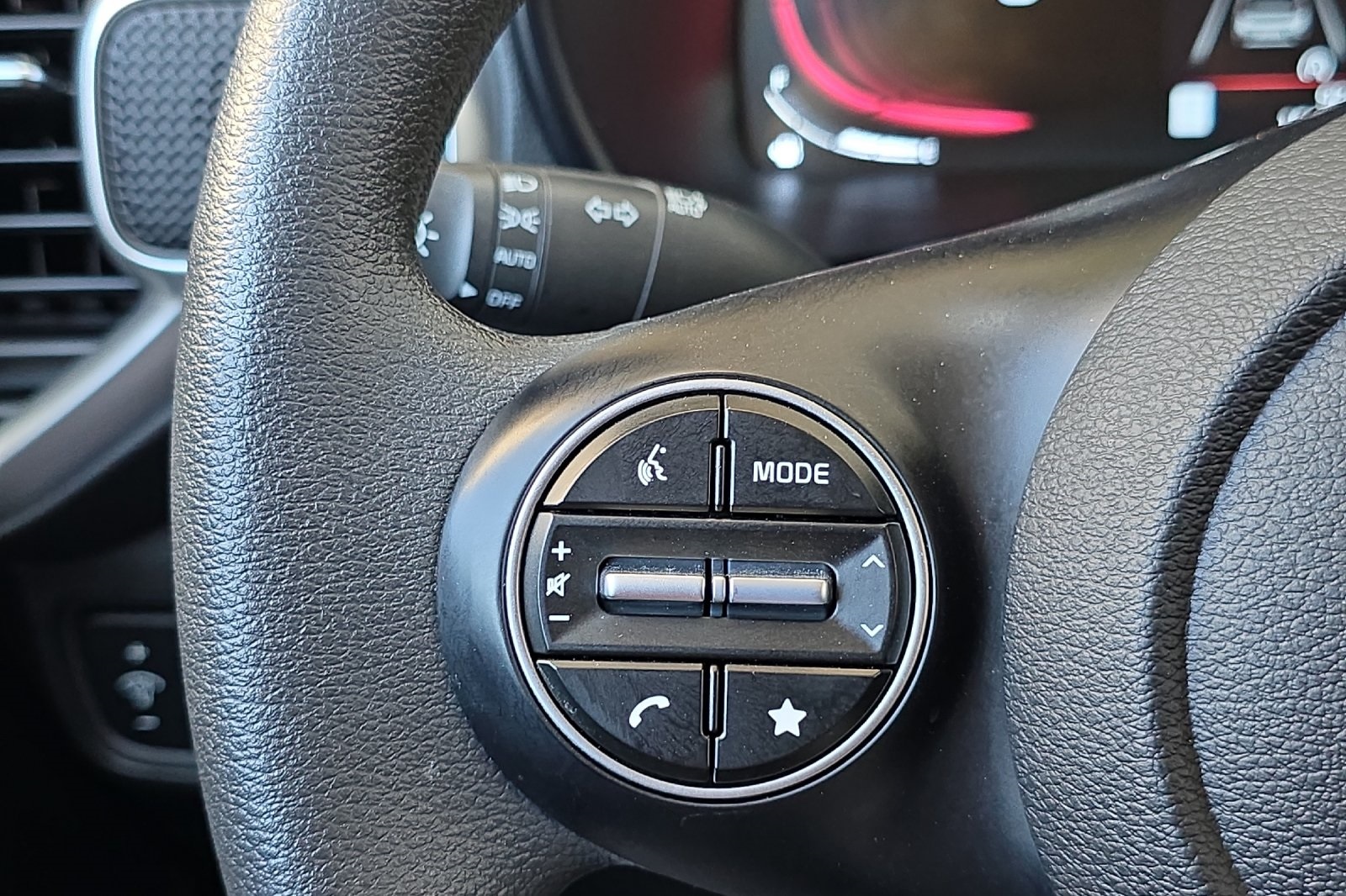 2024 Kia Soul LX S photo 24