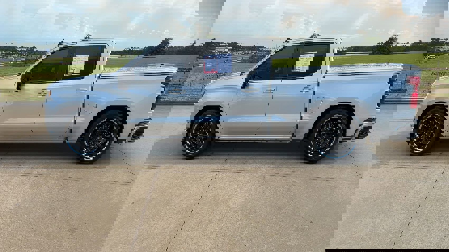 2021 Chevrolet Silverado 1500 LT photo 5