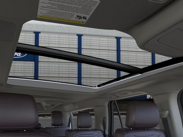 2025 Ford Expedition Platinum MAX EL photo 18