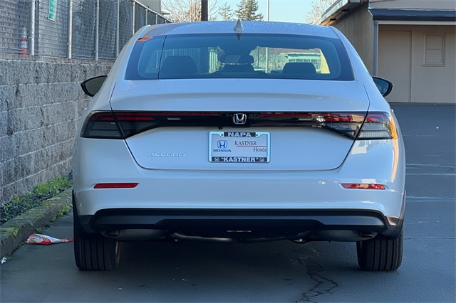 2025 Honda Accord 1.5T LX photo 4