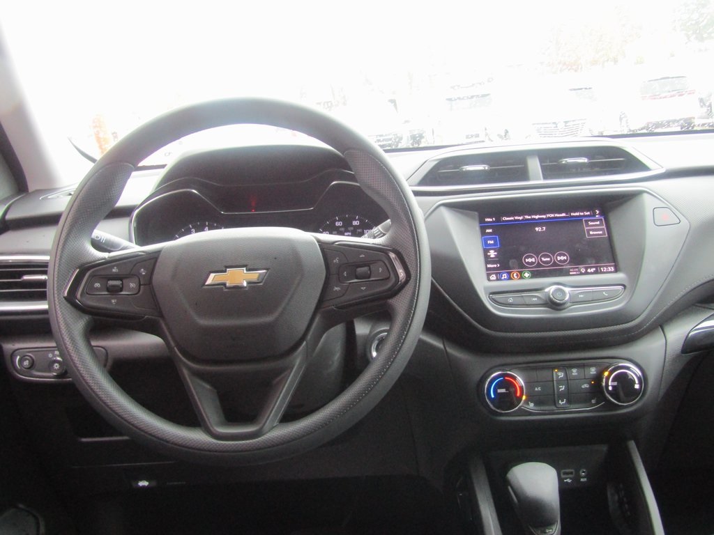 2023 Chevrolet Trailblazer LT photo 4