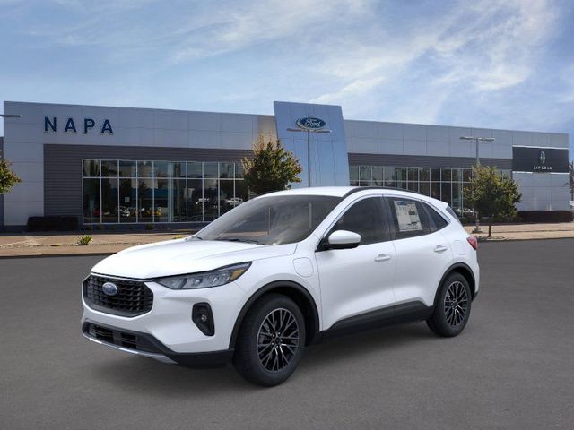 2025 Ford Escape PHEV's photo
