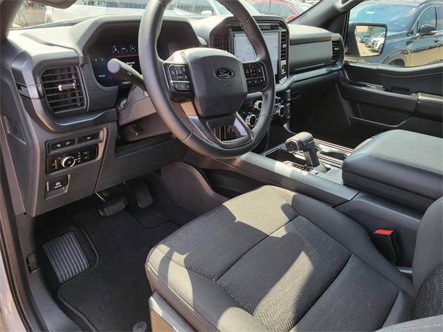 2024 Ford F-150 XLT photo 18
