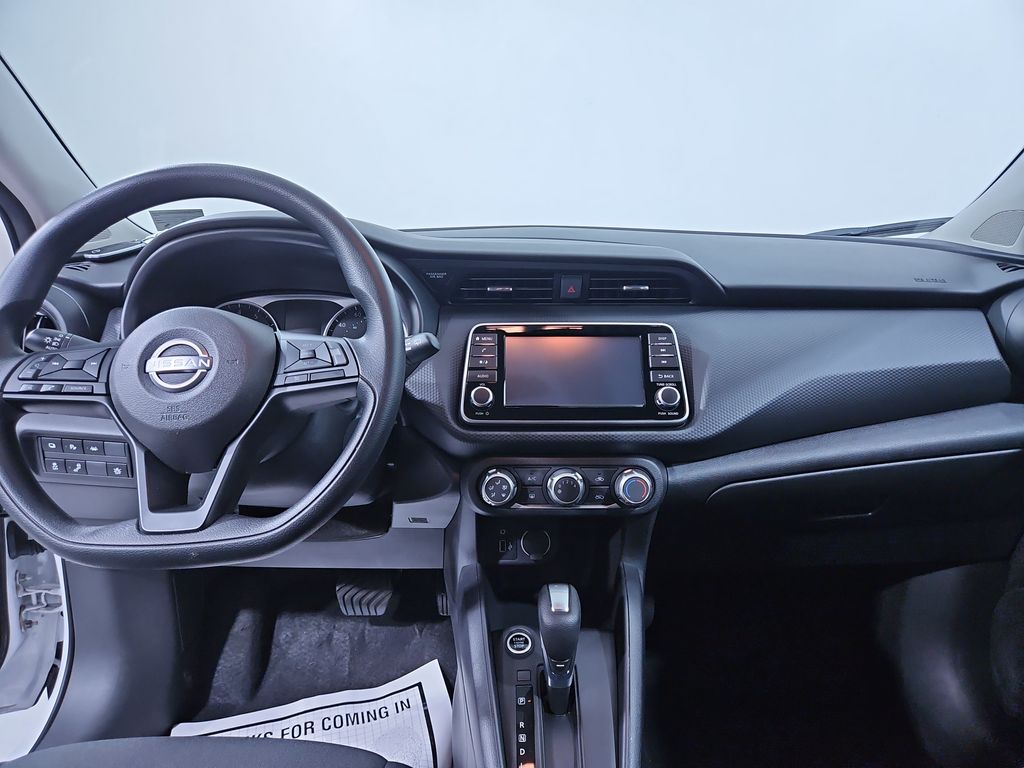 2024 Nissan Kicks S photo 15