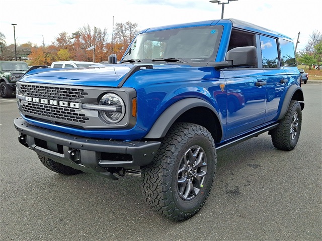 2025 Ford Bronco Badlands photo 2