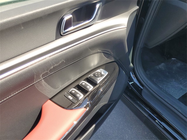 2026 Kia K5 GT-Line photo 6