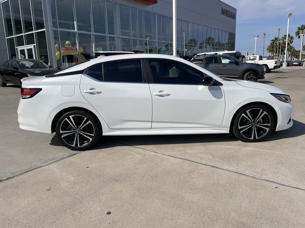 Certified 2022 Nissan Sentra SR with VIN 3N1AB8DV5NY320630 for sale in Edinburg, TX