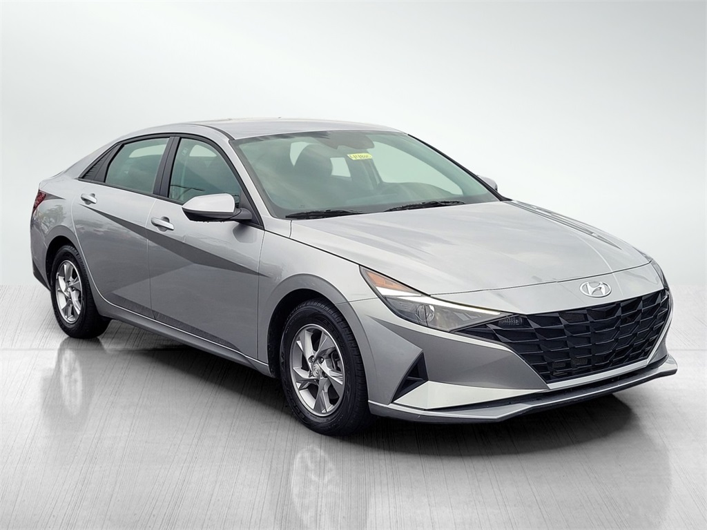 2021 Hyundai Elantra SE photo 3