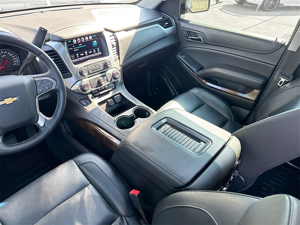 2016 Chevrolet Tahoe LT photo 15