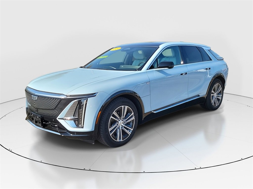 Used 2024 Cadillac LYRIQ Luxury 1 with VIN 1GYKPPRL0RZ109622 for sale in Hamilton, OH