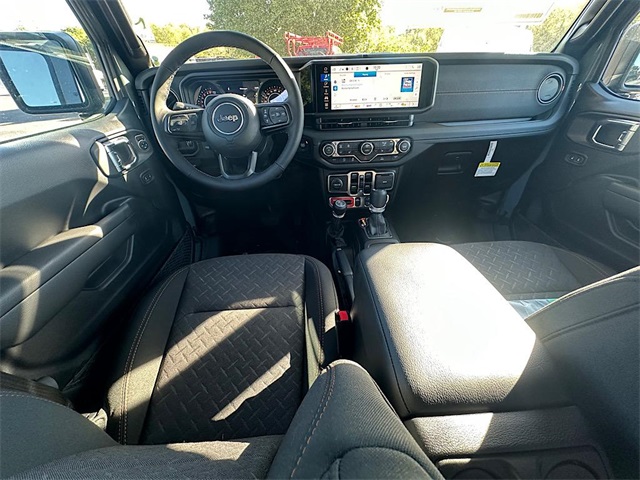 2025 Jeep Gladiator Mojave photo 14