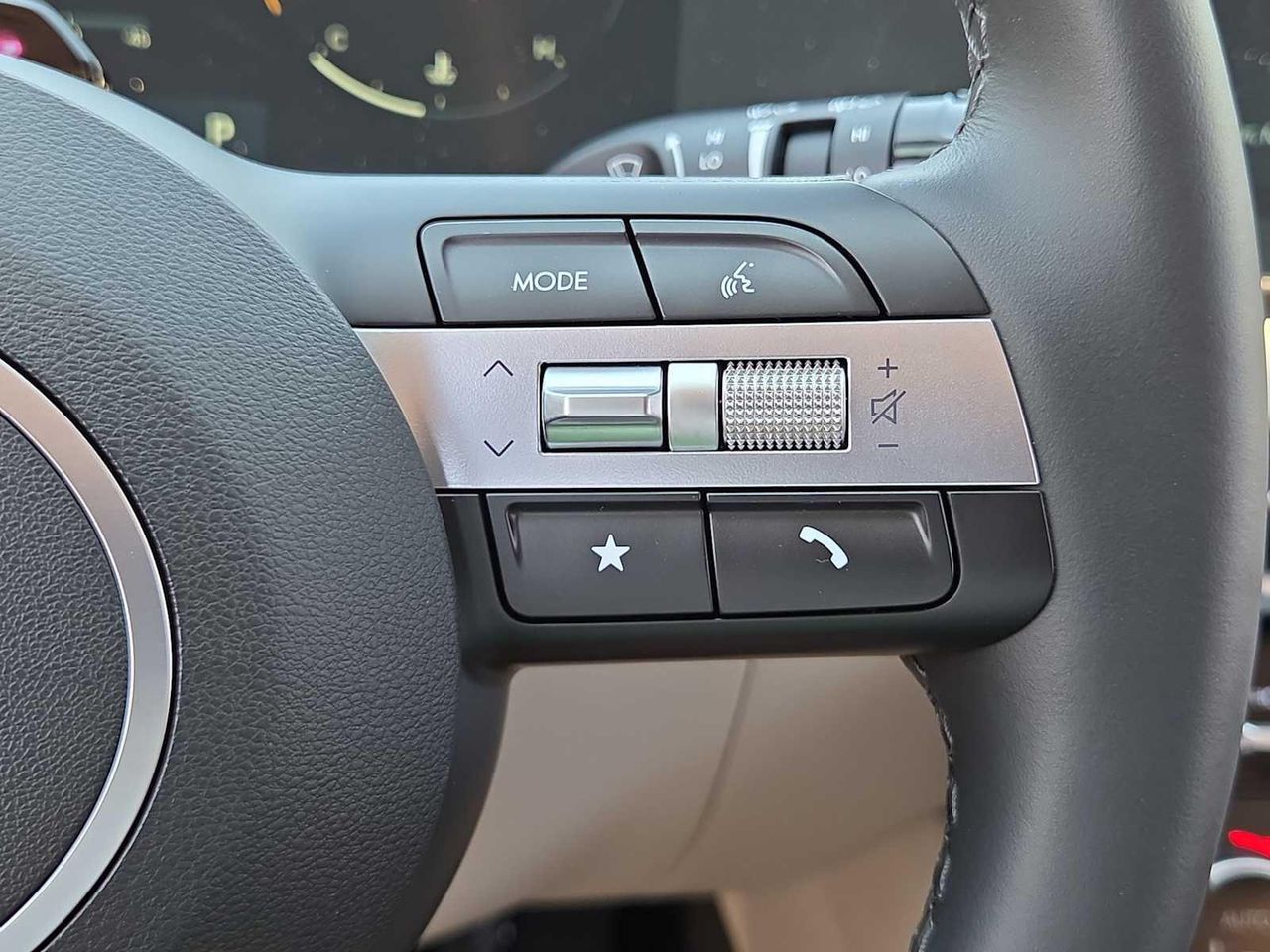 2025 Hyundai Tucson SEL Convenience photo 22