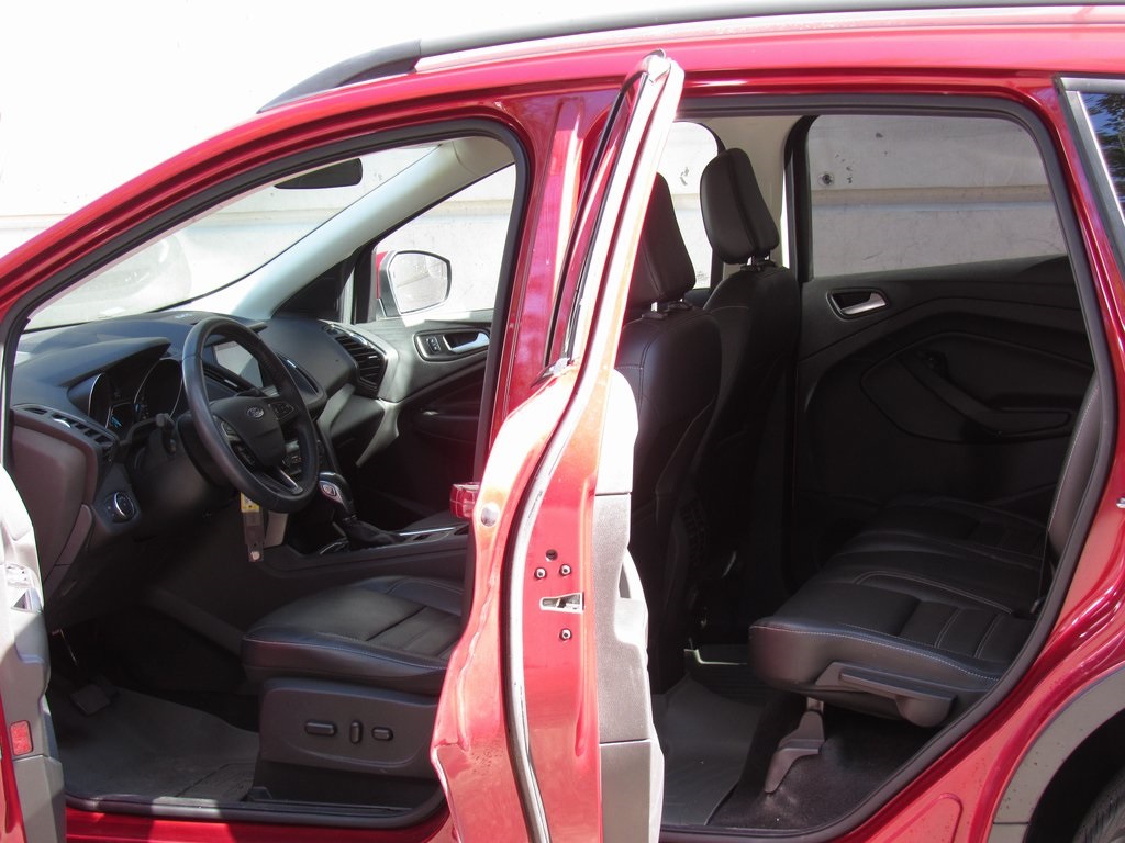 2018 Ford Escape SEL photo 10