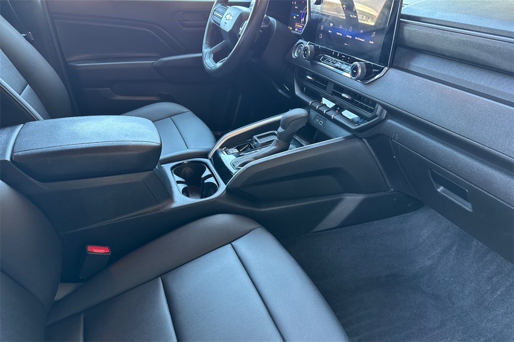 2024 Chevrolet Colorado Work Truck photo 18