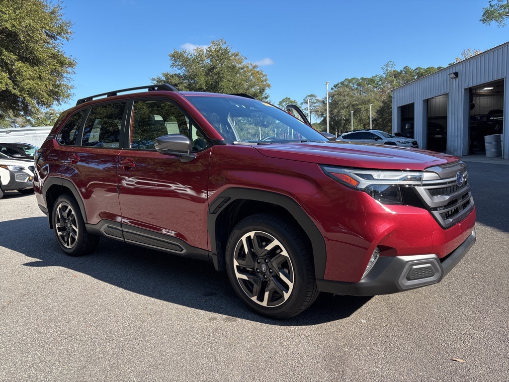 2025 Subaru Forester Limited's photo