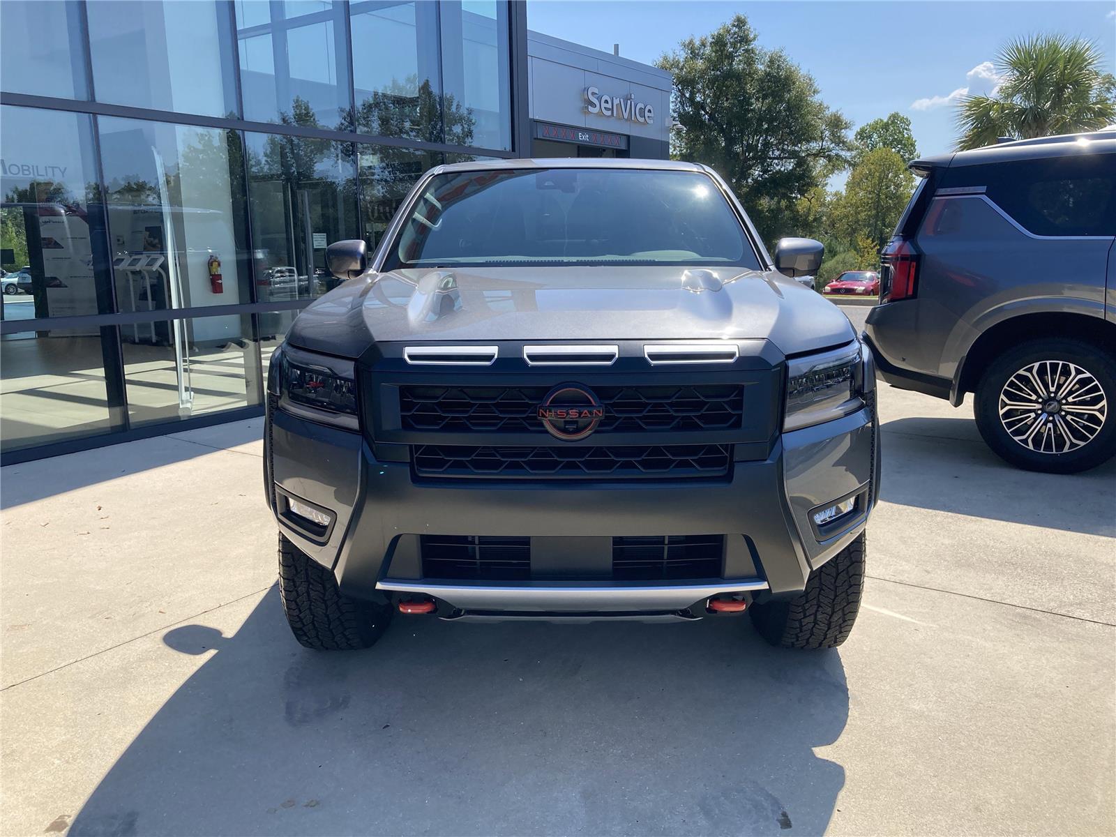2026 Nissan Frontier Crew Cab PRO-4X photo 3