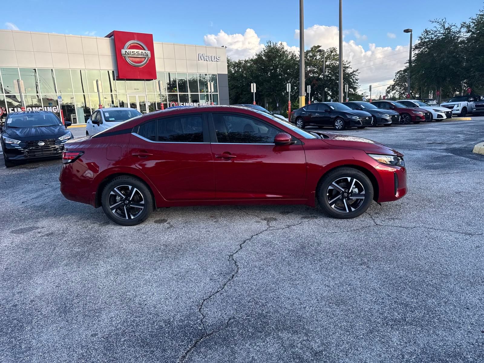 2025 Nissan Sentra SV photo 4