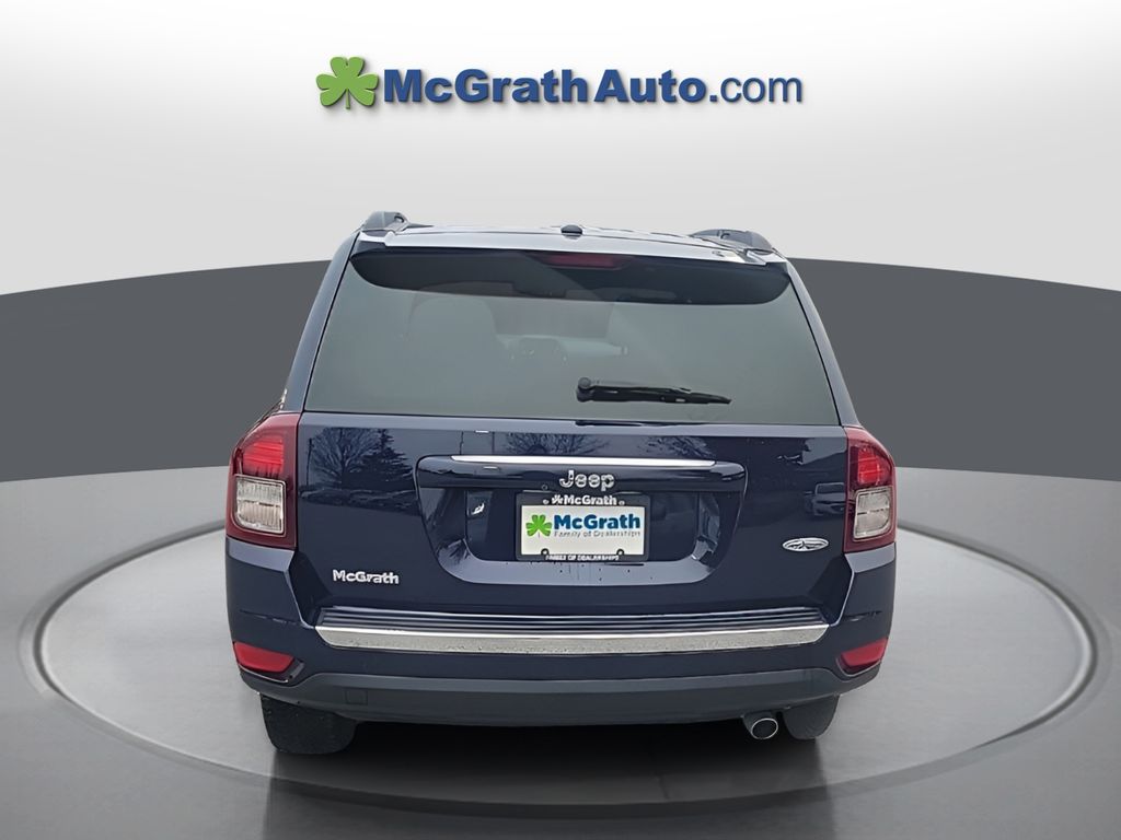 2016 Jeep Compass Latitude photo 4