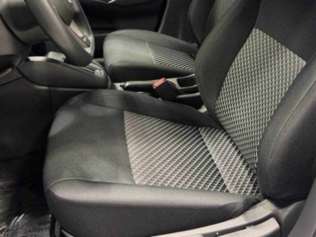 2025 Nissan Versa S photo 19